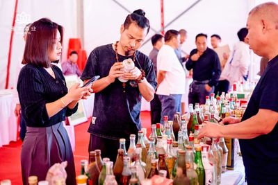 2023年全國第三十屆酒和器暨寶豐第三屆老酒文化節完美落幕!